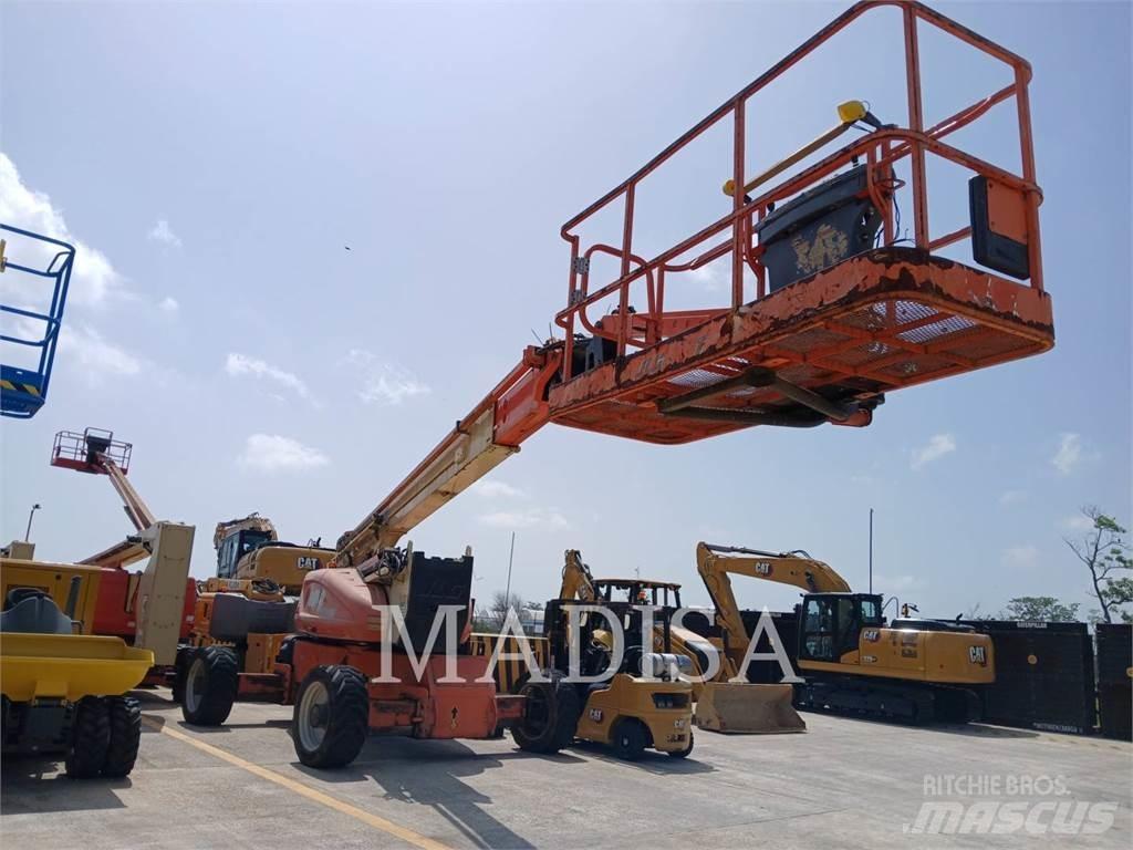 JLG 1250AJP Nacelles articulées
