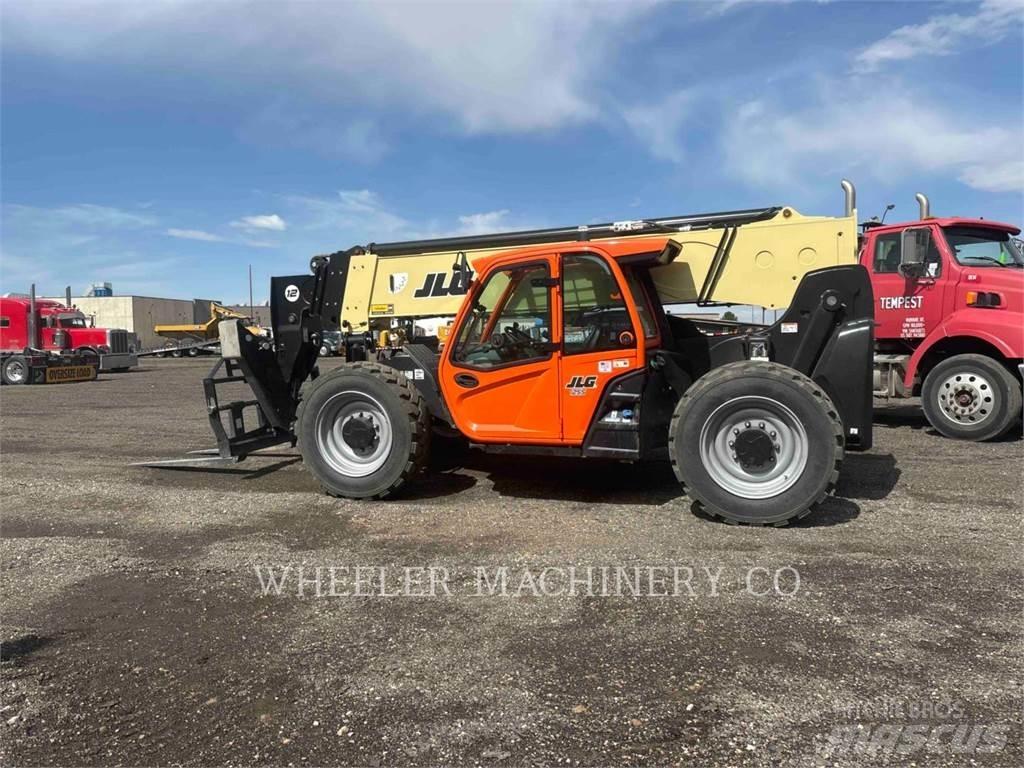 JLG 1255 Chariot télescopique
