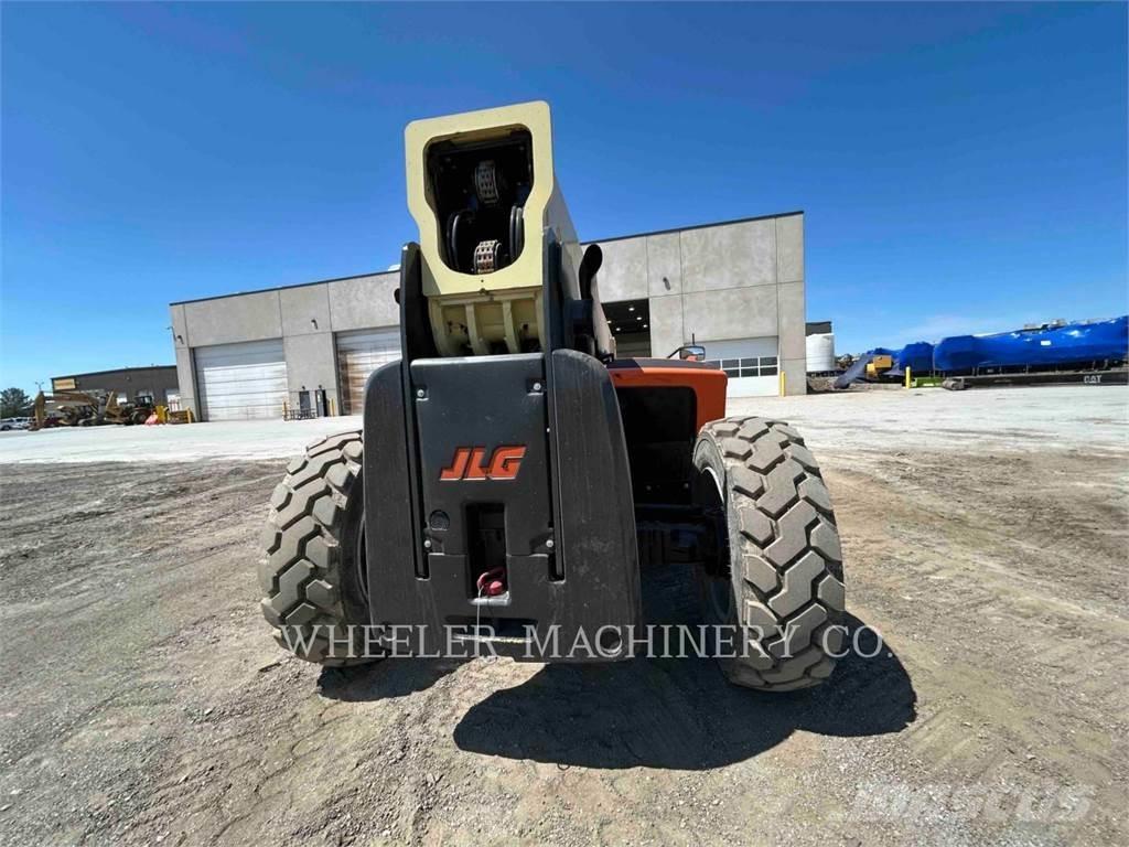 JLG 1255 Chariot télescopique
