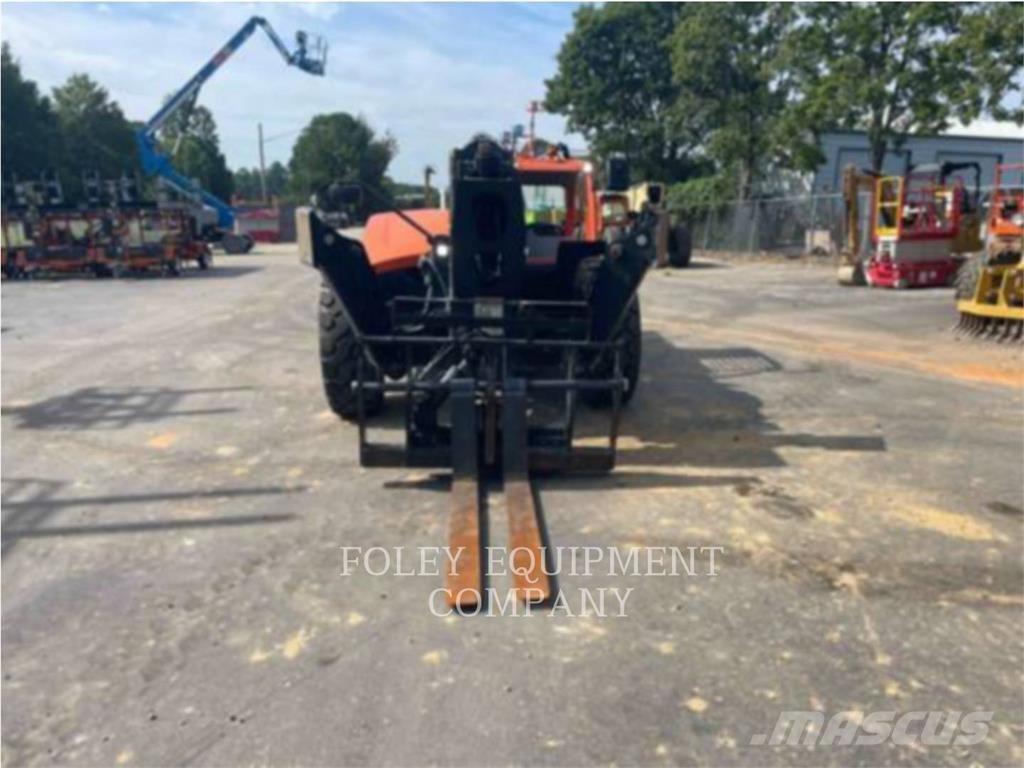 JLG 1255 Chariot télescopique