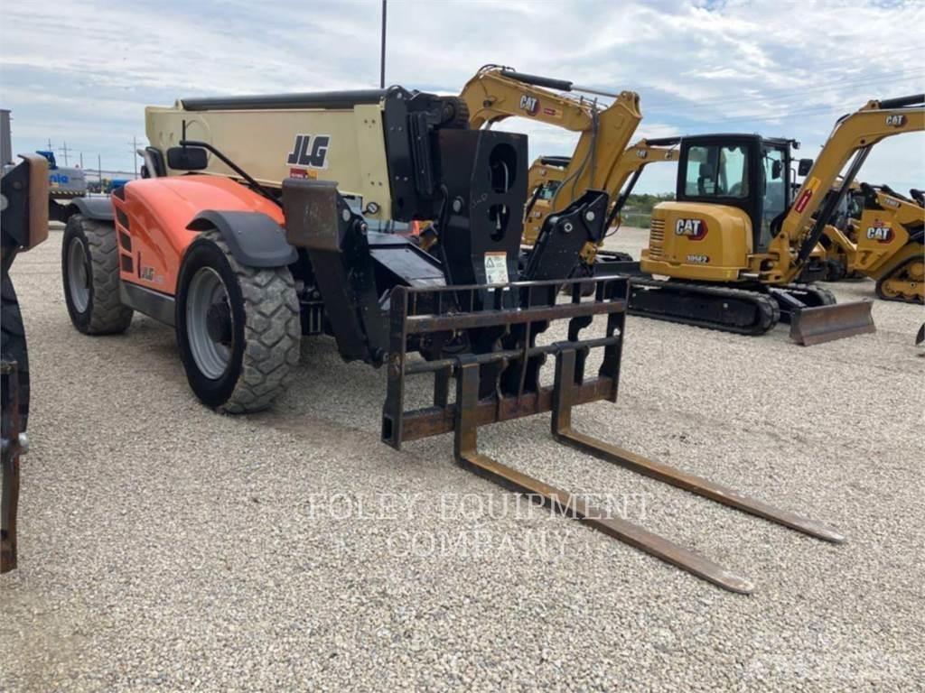 JLG 1255C Chariot télescopique