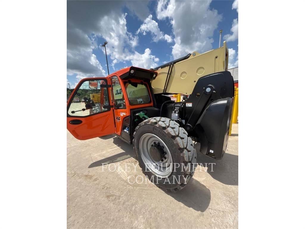 JLG 1255C Chariot télescopique