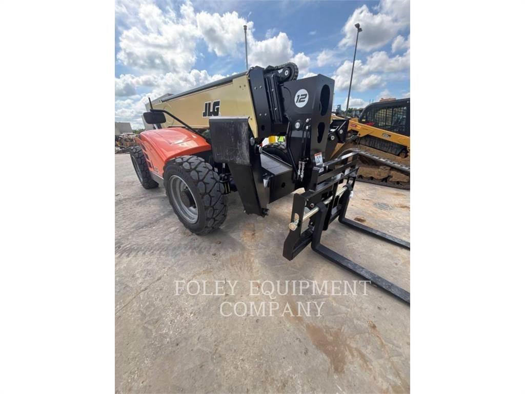 JLG 1255C Chariot télescopique