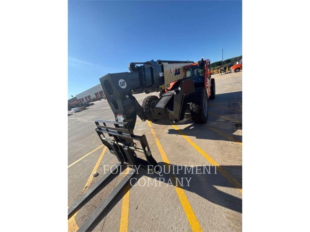 JLG 1255C Chariot télescopique