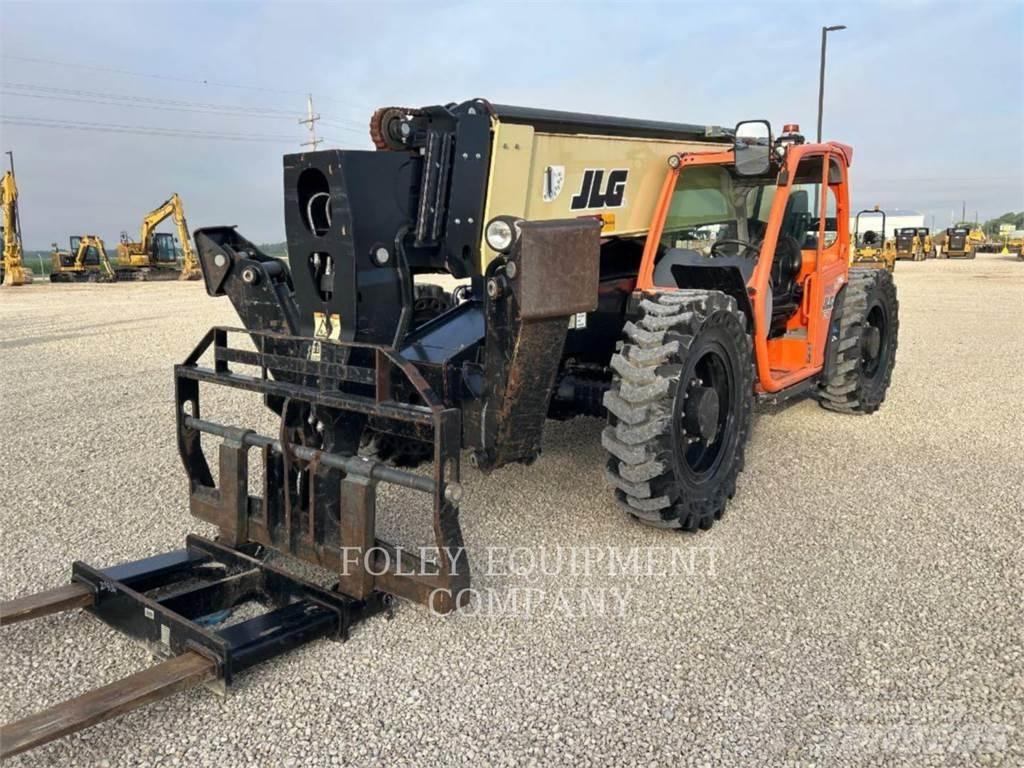 JLG 1255O Chariot télescopique