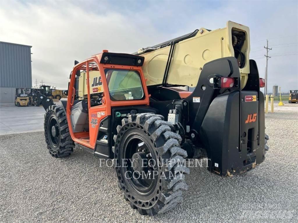 JLG 1255O Chariot télescopique