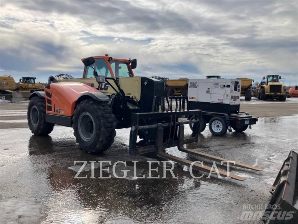 JLG 1732 Chariot télescopique