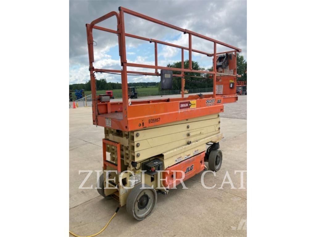 JLG 2632ES Nacelle ciseaux