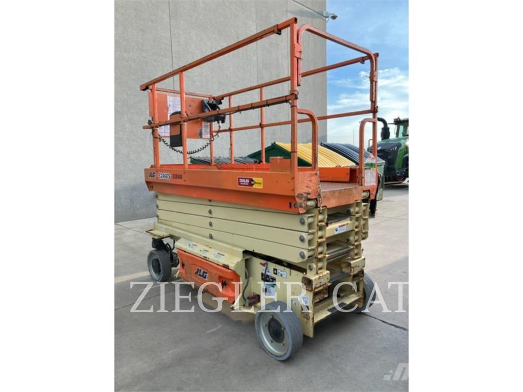 JLG 3246ES Nacelle ciseaux