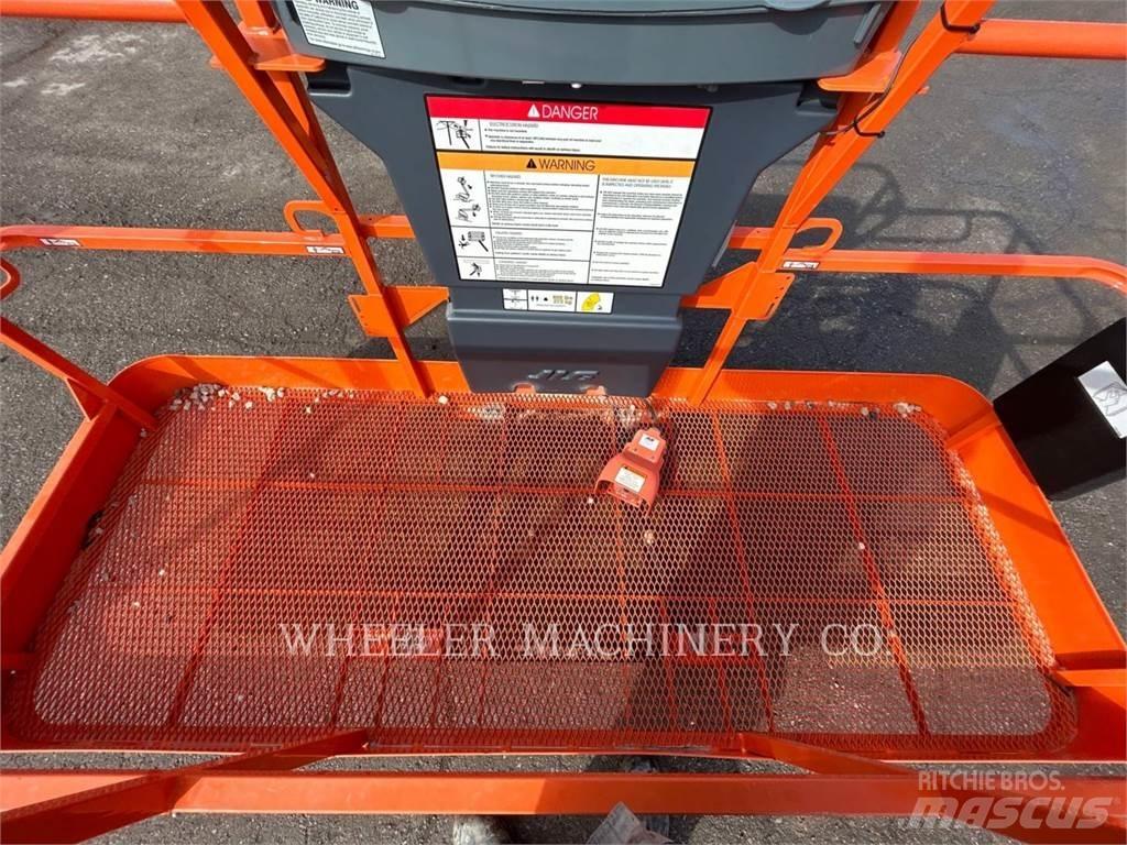 JLG 460SJ Nacelles articulées