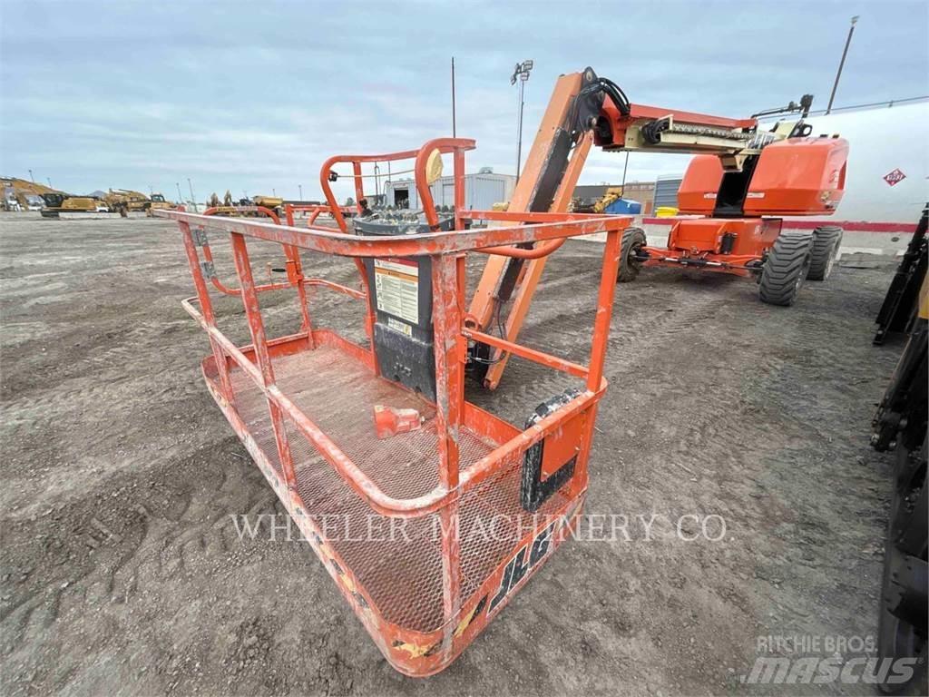 JLG 460SJ Nacelles articulées