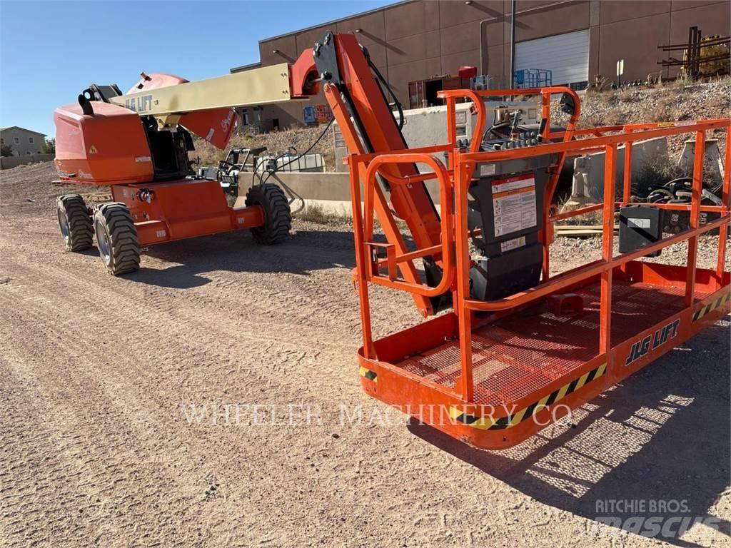 JLG 460SJ SP Nacelles articulées
