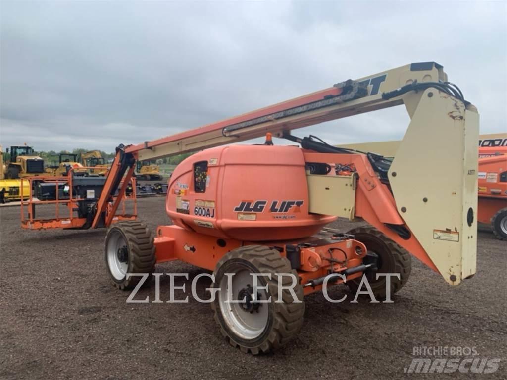 JLG 600AJ Nacelles articulées