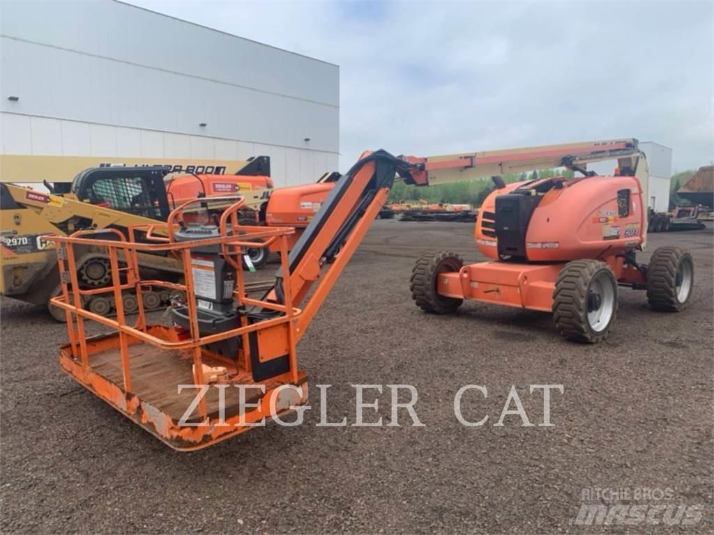 JLG 600AJ Nacelles articulées