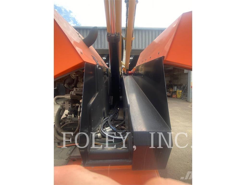 JLG 600S Nacelles articulées