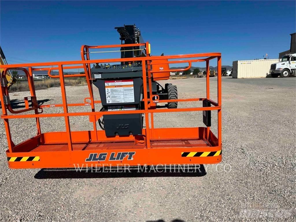 JLG 660SJ Nacelles articulées