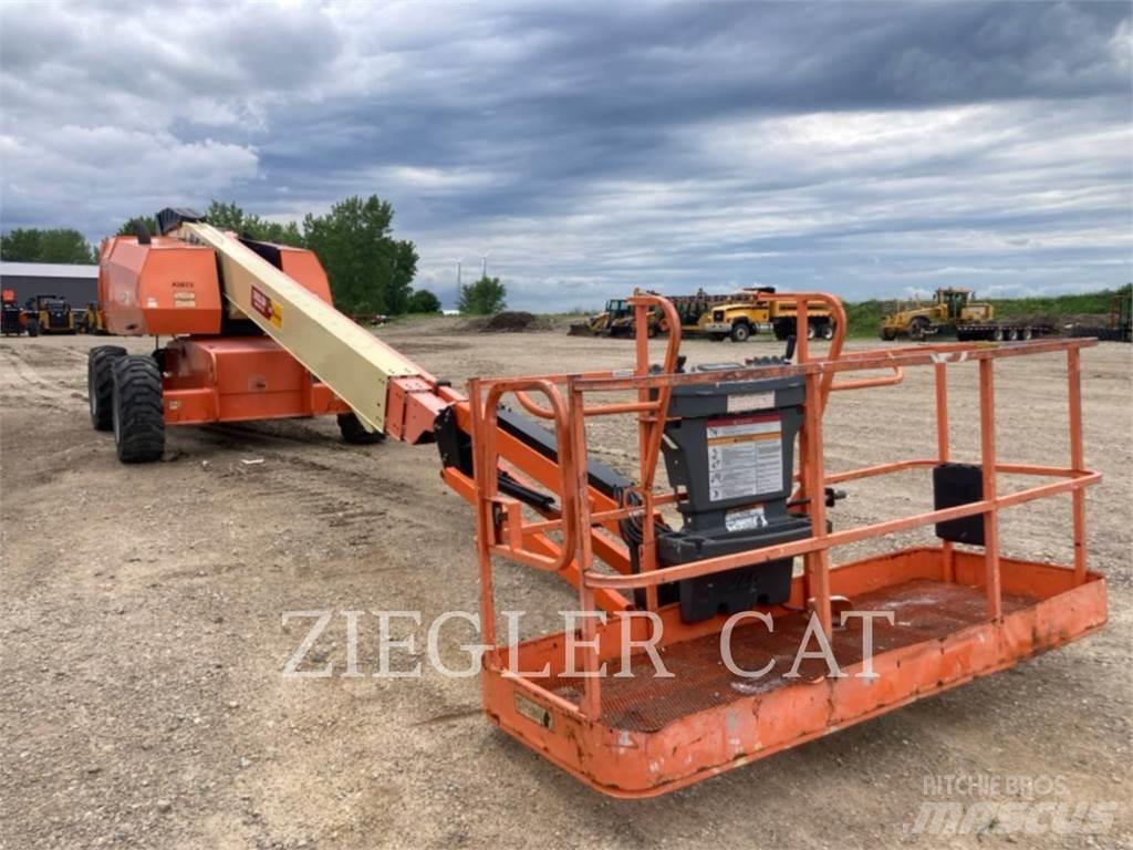JLG 660SJ Nacelles articulées