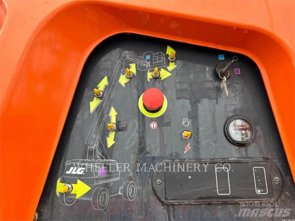 JLG 660SJ SP Nacelles articulées