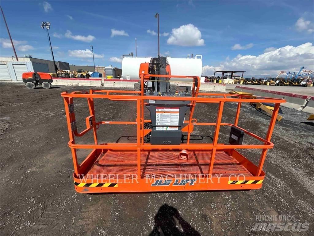 JLG 660SJ SP Nacelles articulées