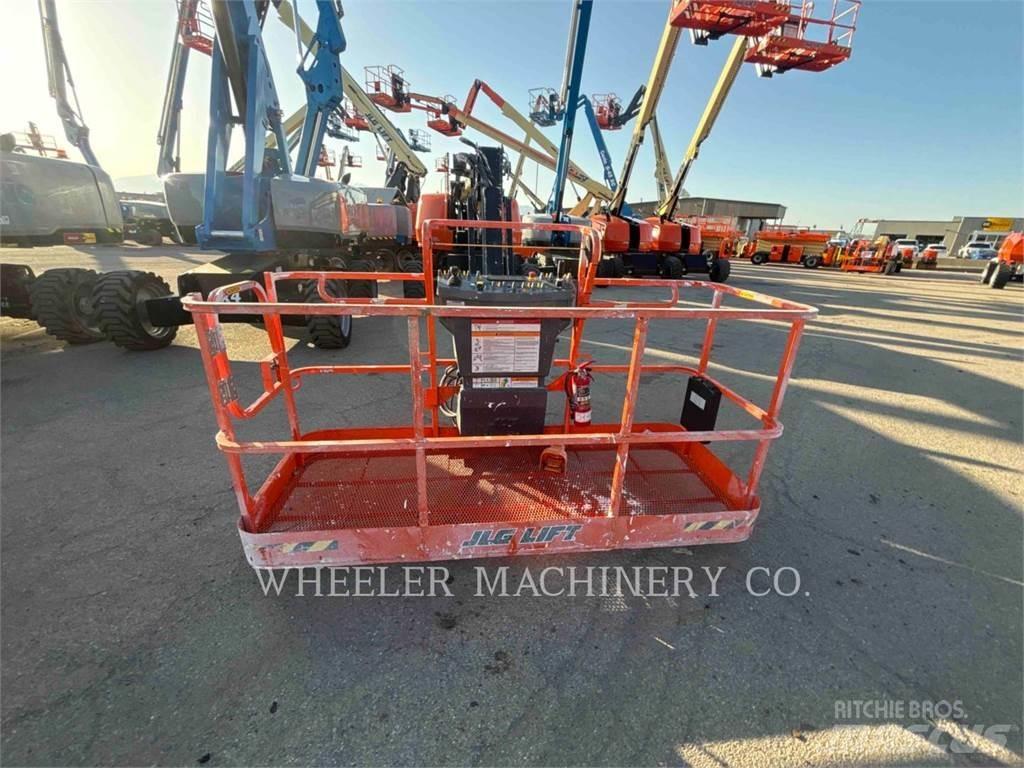 JLG 660SJ SP Nacelles articulées