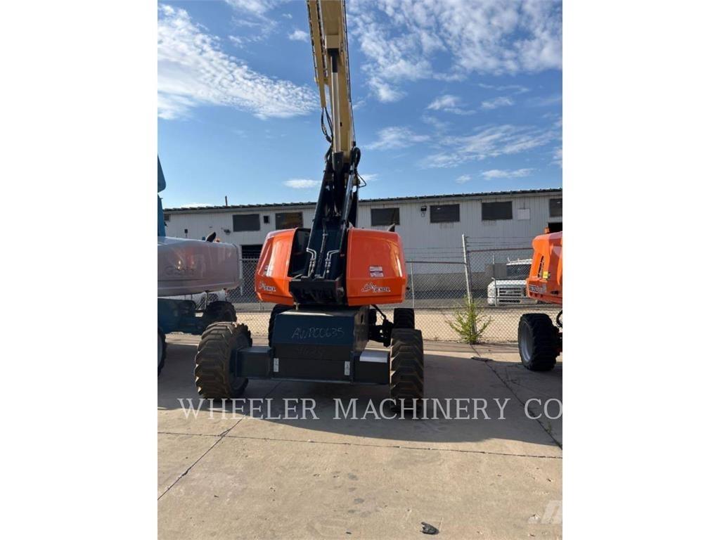 JLG 660SJ SP Nacelles articulées