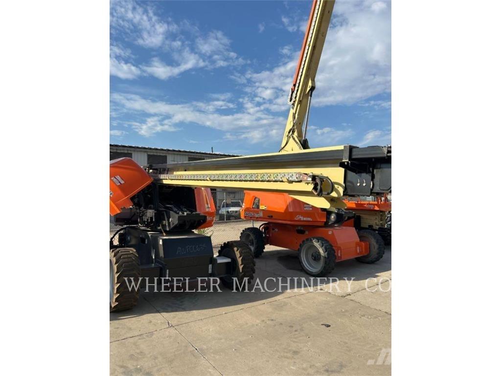 JLG 660SJ SP Nacelles articulées
