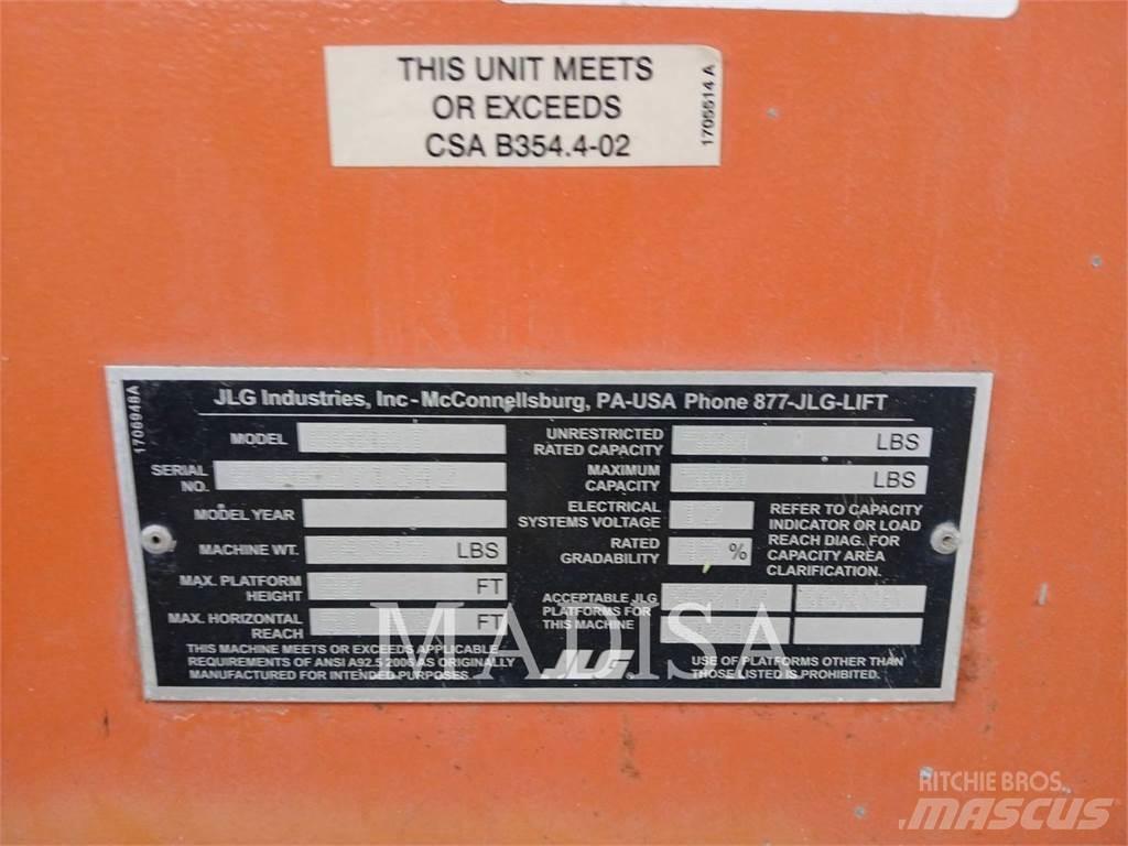 JLG 800 AJ Nacelles articulées