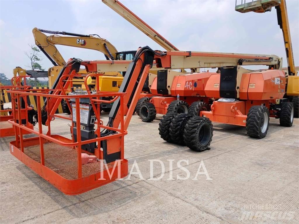 JLG 800 AJ Nacelles articulées