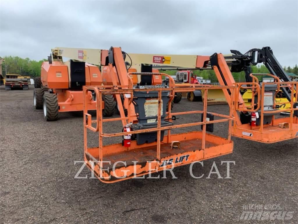 JLG 800AJ Nacelles articulées