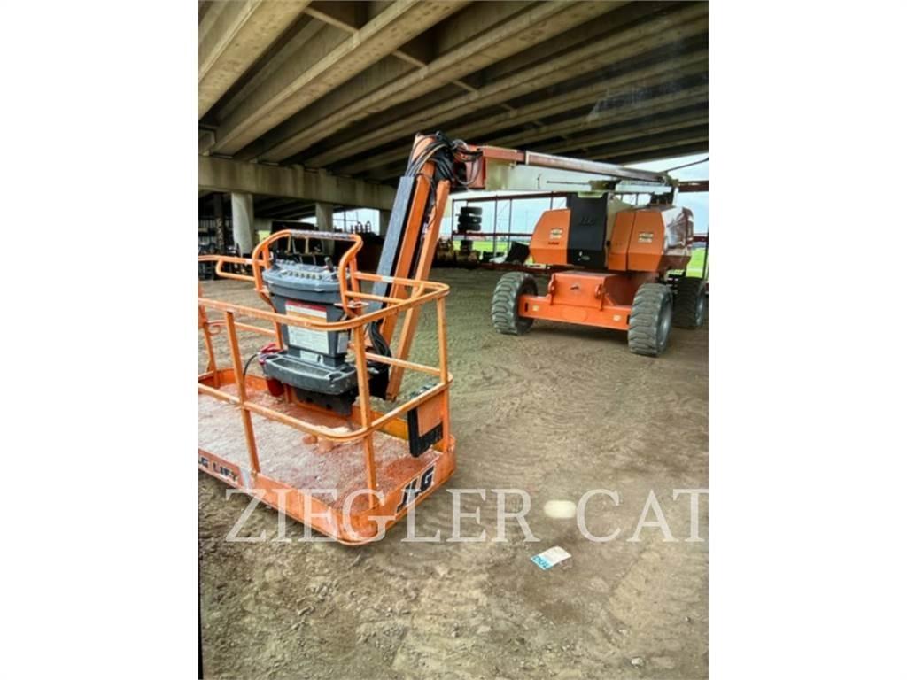 JLG 800AJ Nacelles articulées