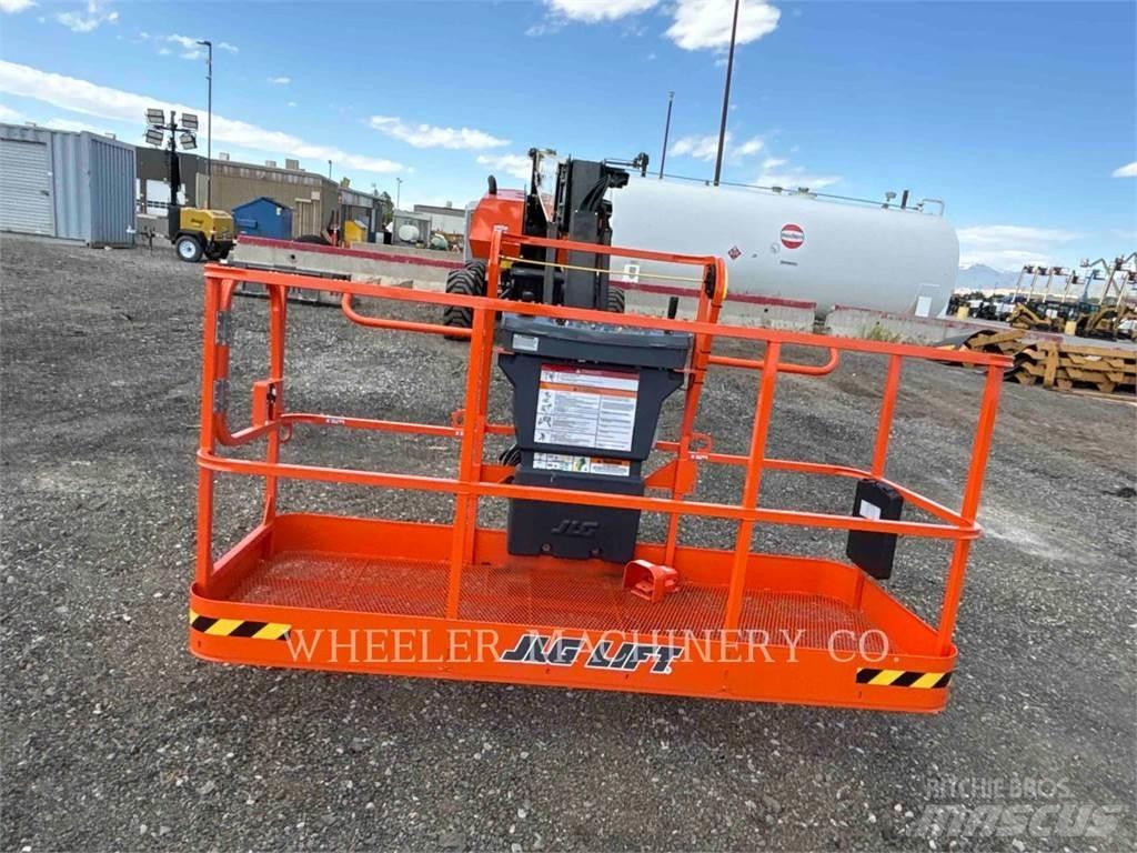JLG 860SJ Nacelles articulées
