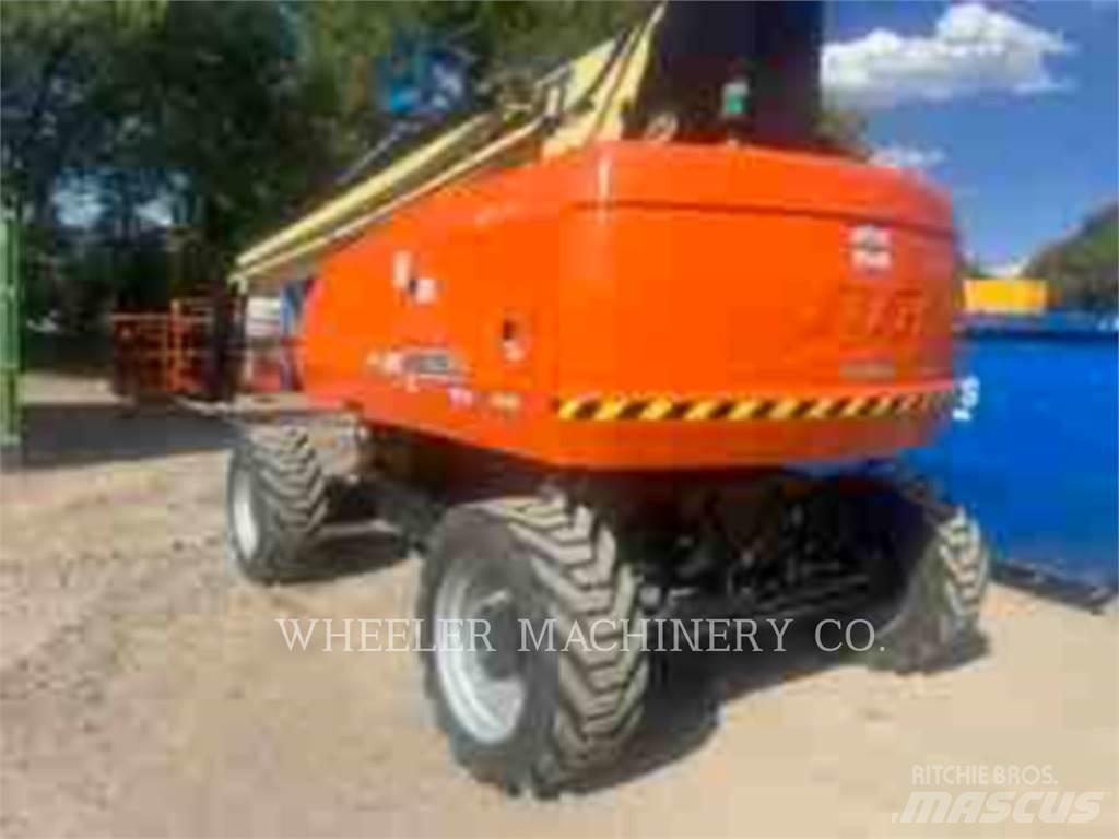 JLG 860SJ Nacelles articulées