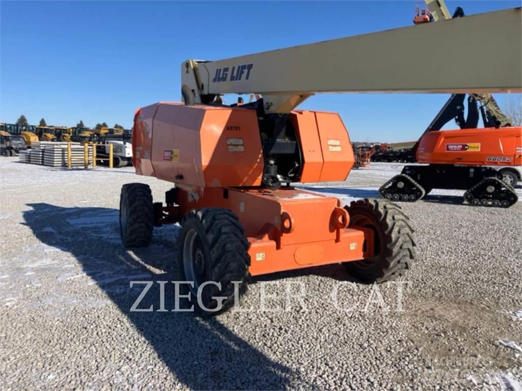 JLG 860SJ Nacelles articulées
