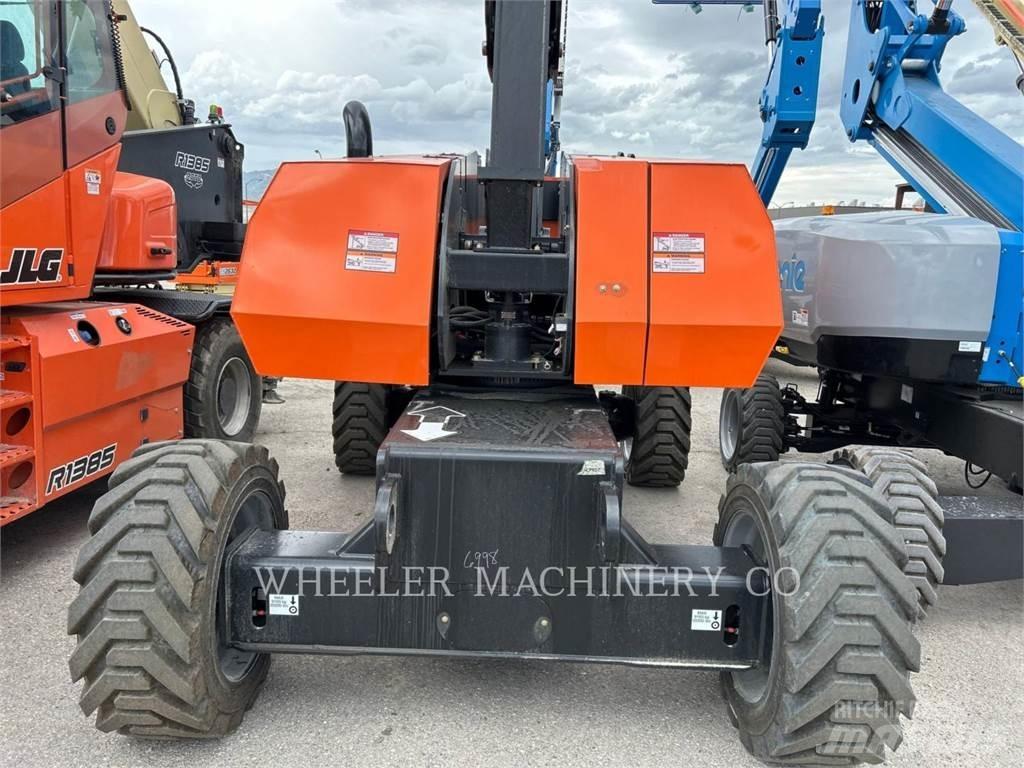 JLG 860SJ SP Nacelles articulées