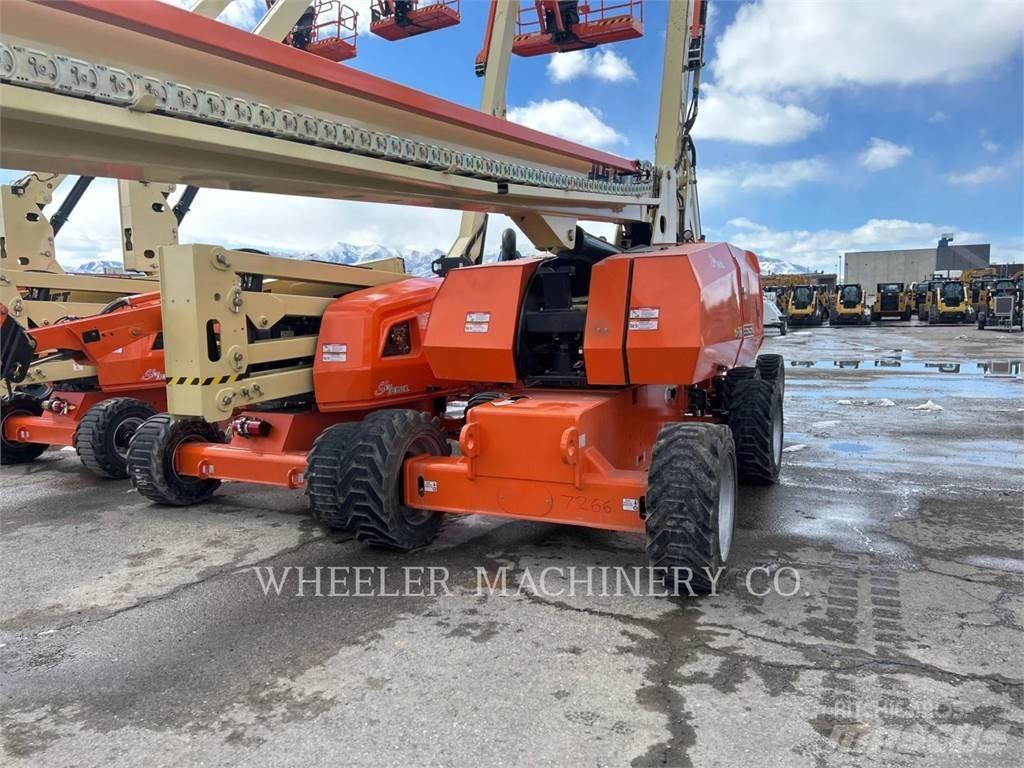 JLG 860SJ SP Nacelles articulées