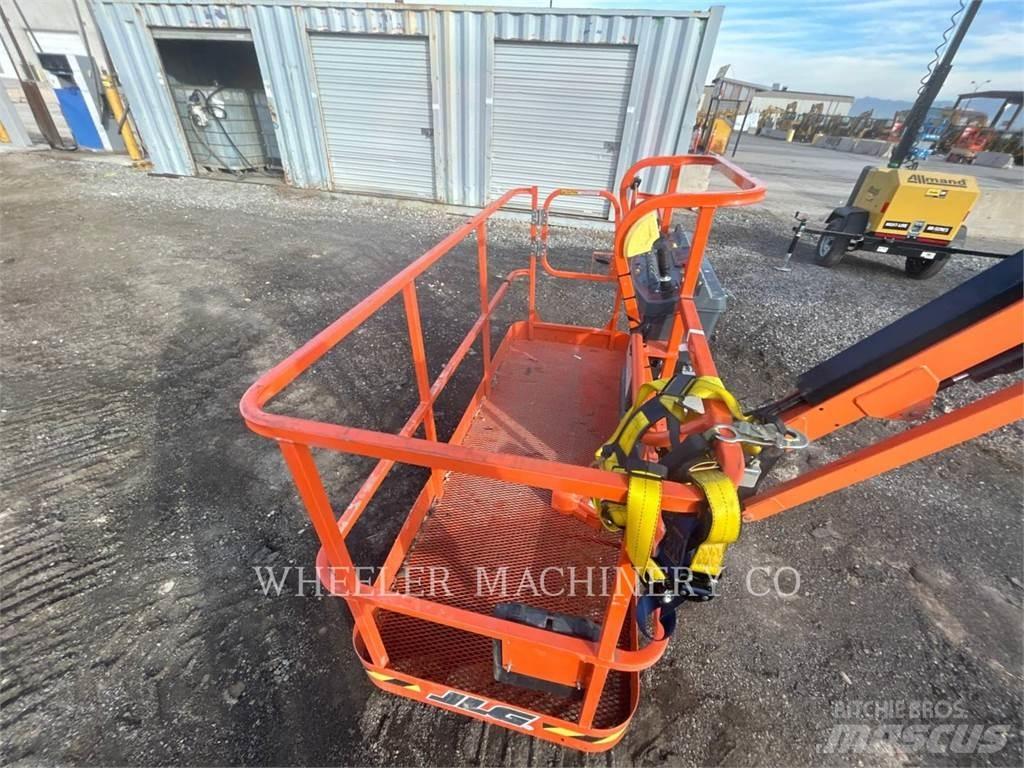 JLG 860SJ SP Nacelles articulées