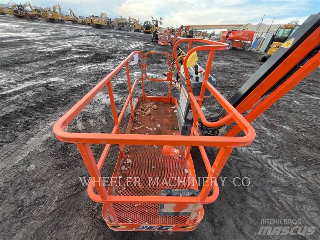 JLG 860SJ SP Nacelles articulées