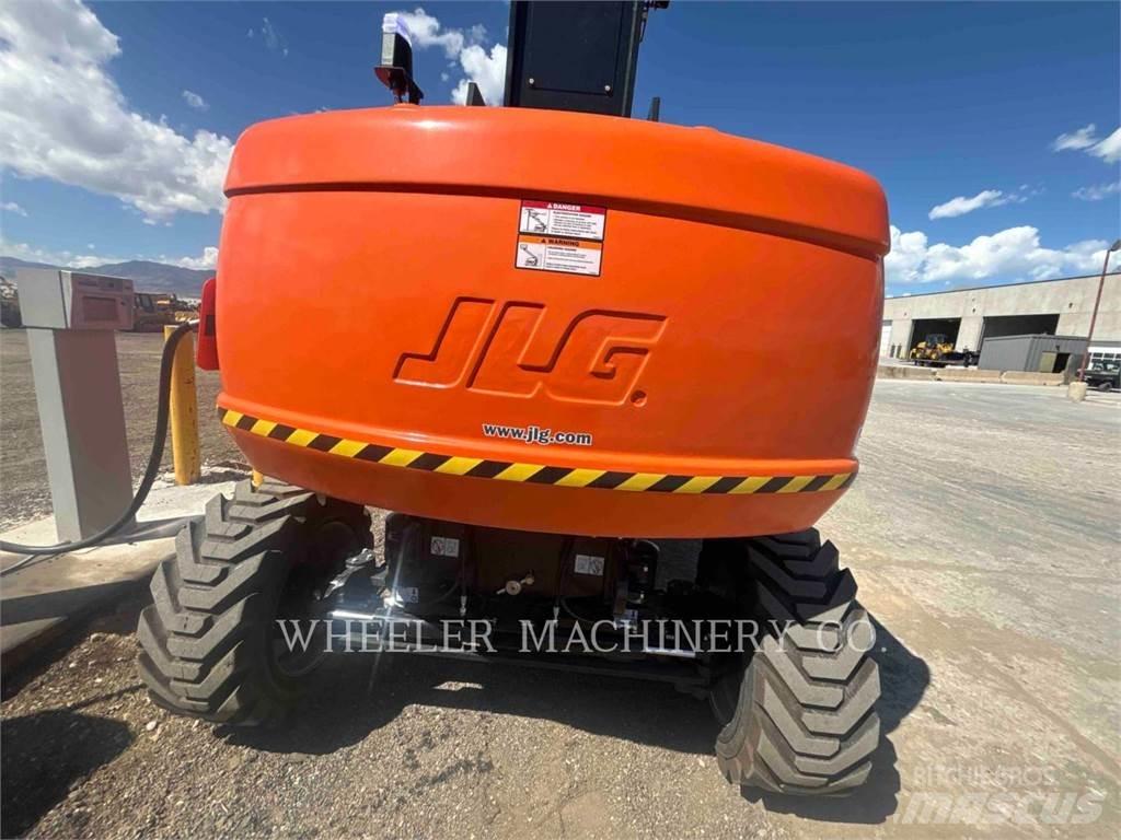 JLG 860SJ SP Nacelles articulées