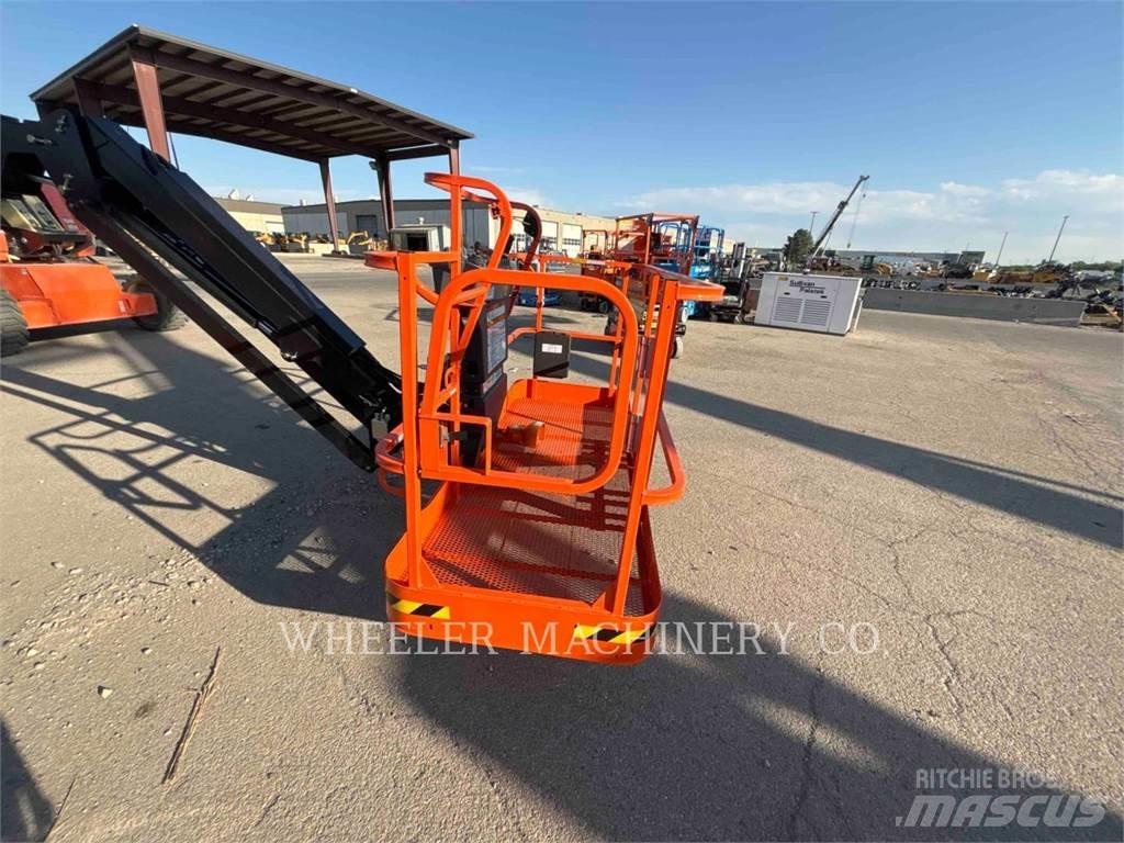 JLG 860SJ SP Nacelles articulées