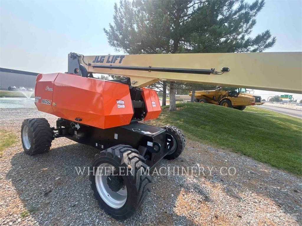 JLG 860SJ SP Nacelles articulées