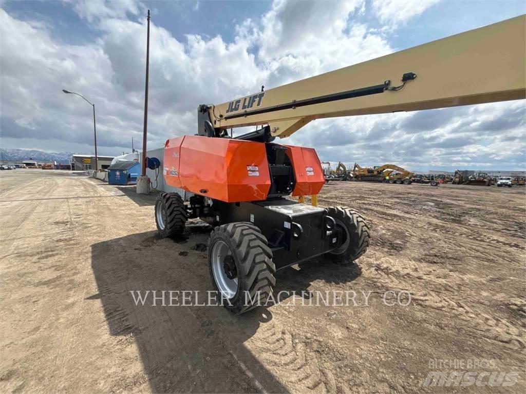 JLG 860SJ SP Nacelles articulées