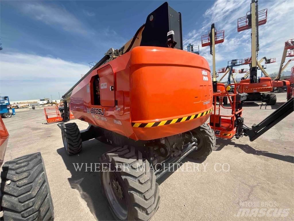 JLG 860SJ SP Nacelles articulées