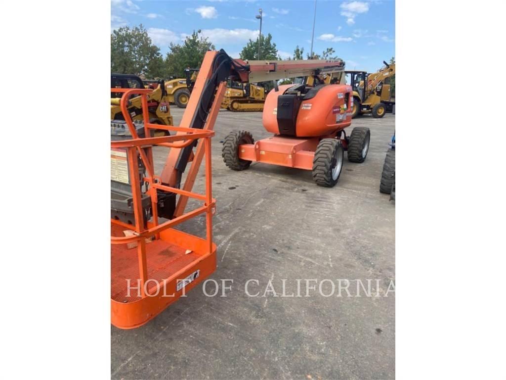 JLG BOOM Z60 Nacelles articulées