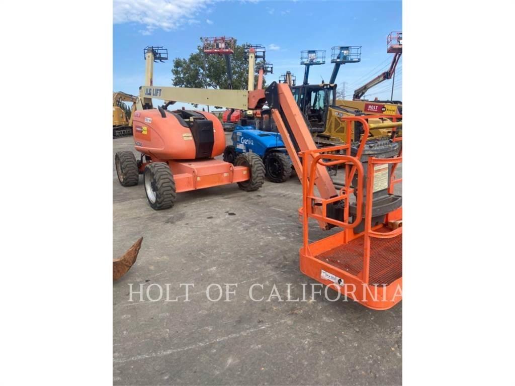 JLG BOOM Z60 Nacelles articulées