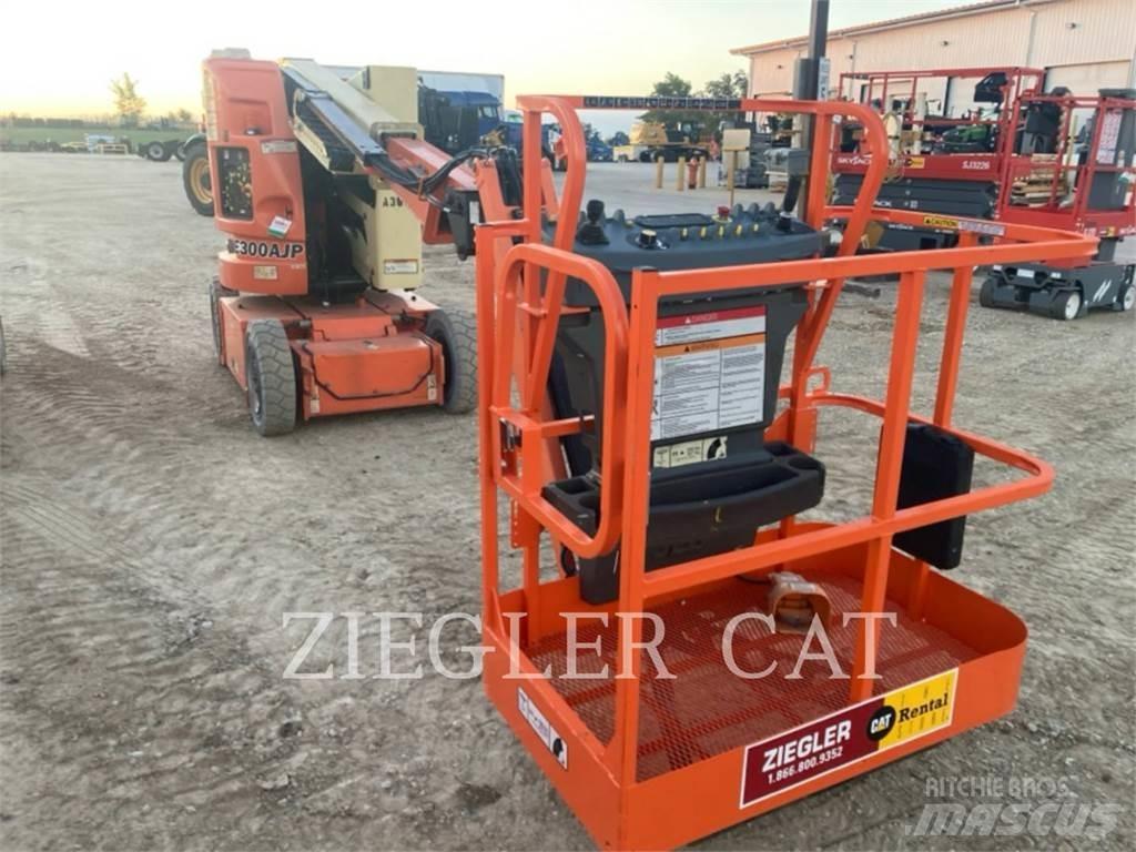 JLG E300AJP Nacelles articulées