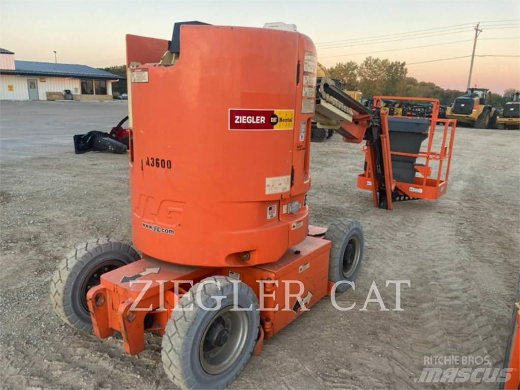 JLG E300AJP Nacelles articulées