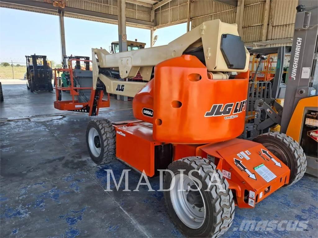 JLG E450AJ Nacelles articulées