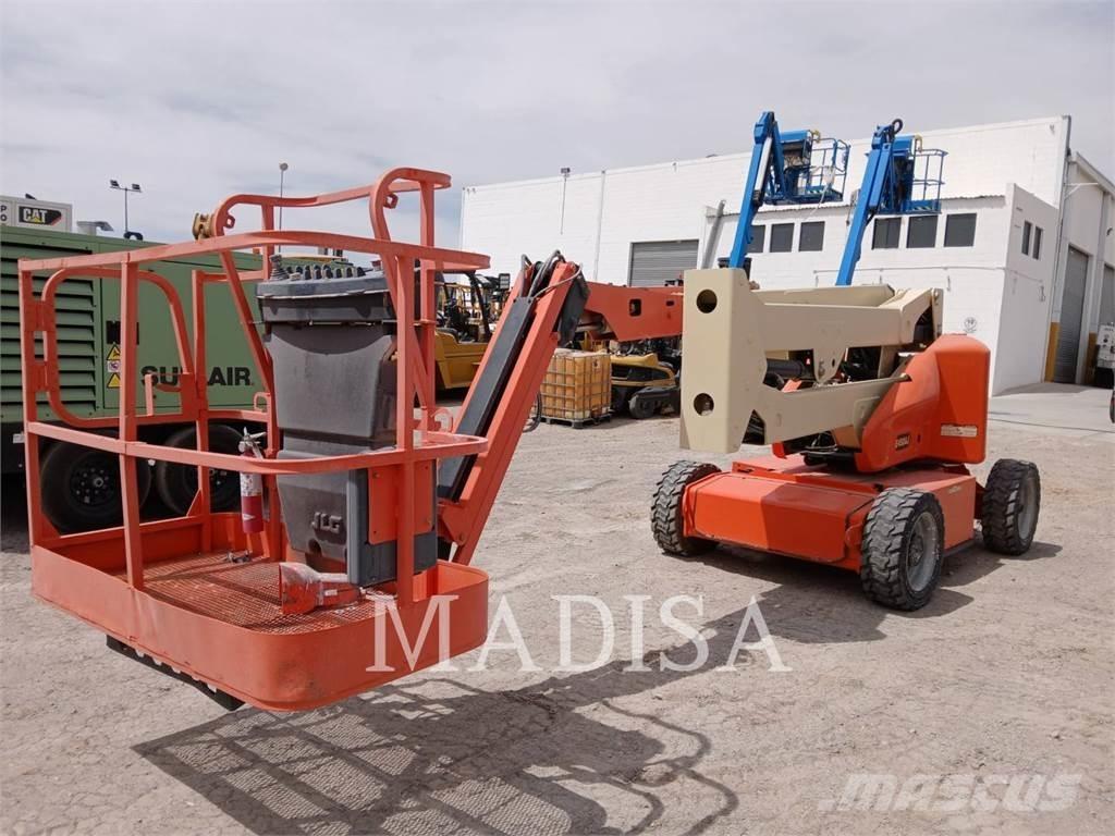 JLG E450AJ Nacelles articulées