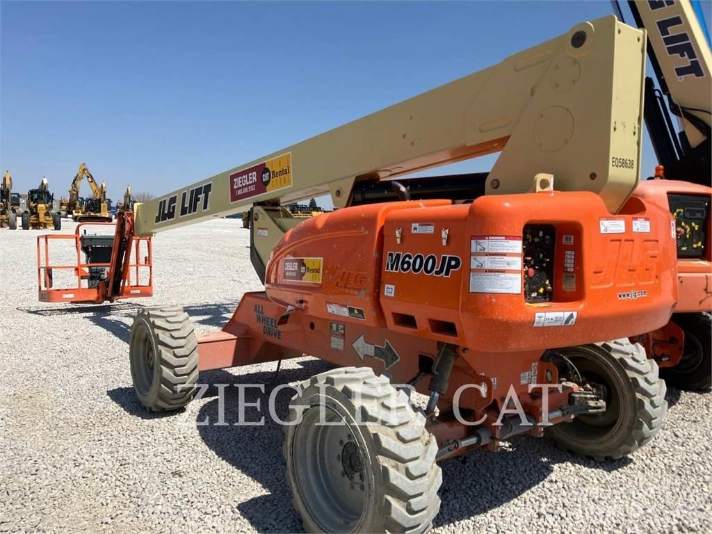 JLG M600JP Nacelles articulées