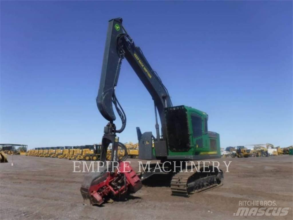John Deere 2154G Pelle sur chenilles